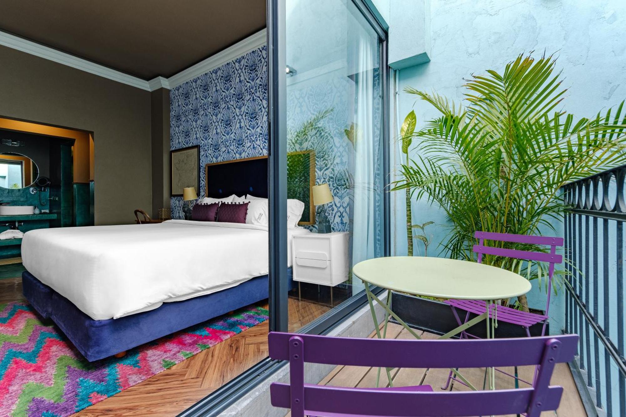 Pug Seal Polanco Anatole France Hotel Mexico City Exterior photo